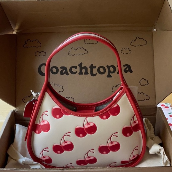 🍒 COACH ERGO SHOULDER BAG IN COACHTOPIA LEATHER WITH CHERRY PRINT - Picture 2 of 16